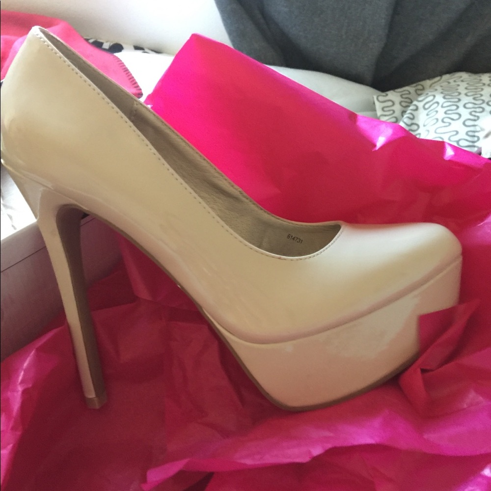 Nude platform heels sz 7 Charlotte Russe